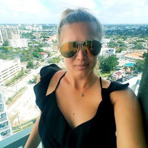 Meet your Posher, Tiara